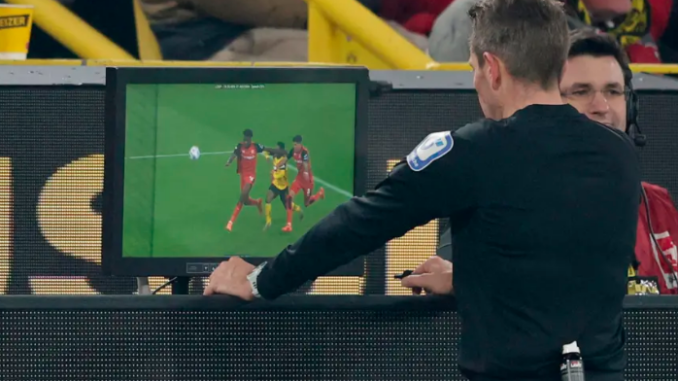 Officials to Trial Announcing VAR Decisions in Germany